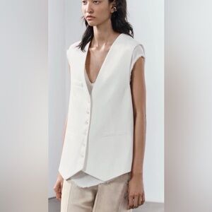 Zara White Sleeveless Vest